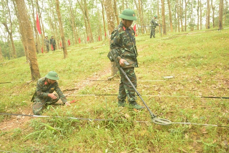 Bài 3: Kiên quyết đấu tranh, làm thất bại âm mưu, thủ đoạn của kẻ thù